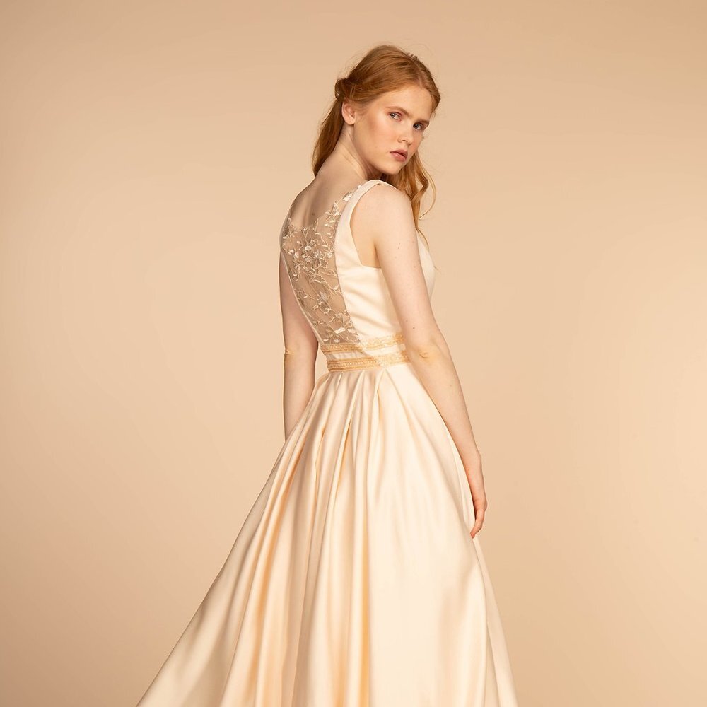 NEW LONG SLEEVELESS A-LINE SATIN DRESS WITH SCOOP NECKLINE AND SHEER BACK GL2531 - Picture 7 of 10